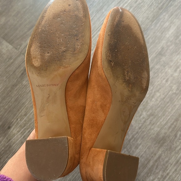 Everlane The Italian Leather Day Heel in Almond Suede, Size 7 - Picture 7 of 7